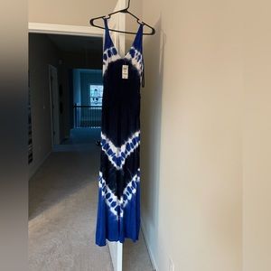 Brand new maxi dress. Vibrant colors.  Super cute! 💙 check my ratings!